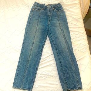 Women’s Universal Thread Vintage Straight Leg Jeans